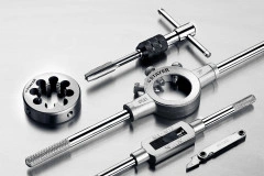 Плашкодержатель, d 25 мм, STAYER DH-25 28037-25_z01