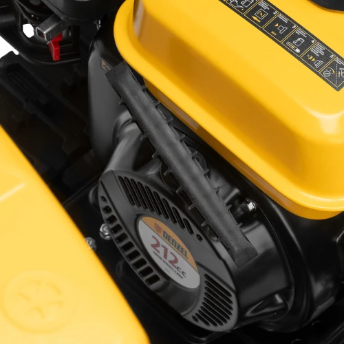 Бензиновая снегоуборочная машина SBM 610DT PRO, 212cc, гусеницы, эл.старт, блок. дифф. Denzel 97657 — фото 13