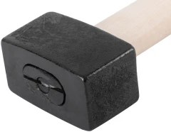 Кувалда литая в сборе, деревянная ручка 8 кг КИПРЕЙ 45048